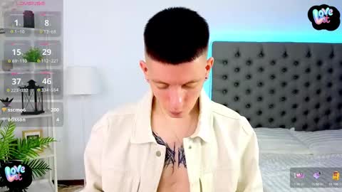 Snapshot of kireev_ chatting on March 2025 09:18:01 AM online show from March 2025 09:18:01 AM