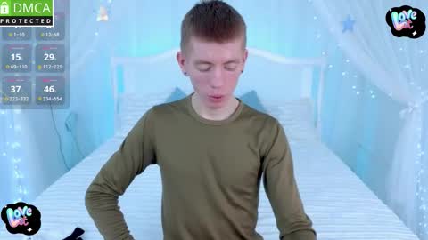 Snapshot of kireev_ chatting on February 2026 05:55:02 PM online show from February 2026 05:55:02 PM