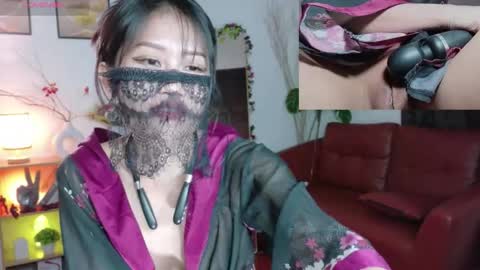 Snapshot of kireijung chatting on December 2025 07:39:02 AM kirenie online show from December 2025 07:39:02 AM