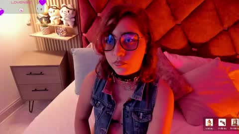 Samantha  Velvet online show from April 2026 09:05:01 PM
