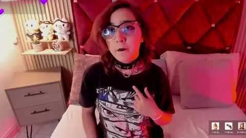 Samantha  Velvet online show from April 2026 08:28:02 PM
