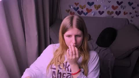 Kira online show from February 2025 11:14:02 PM