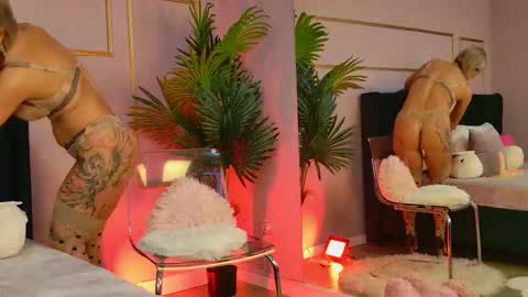 Kirra online show from December 2025 04:51:01 AM