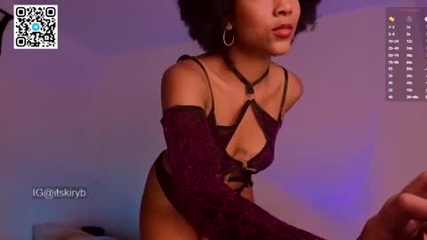 Snapshot of kiry_blossom chatting on October 2025 01:39:01 AM See you in a few minutes today December 1st. online show from October 2025 01:39:01 AM