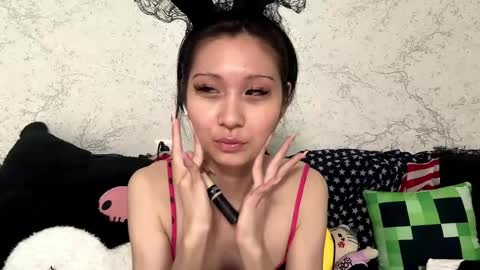 Hina online show from May 2026 01:18:02 PM