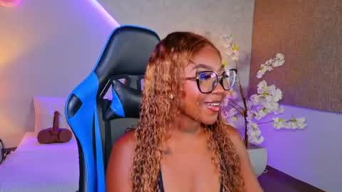 kishalove_ online show from June 2026 10:03:01 AM