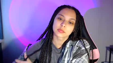 kiss_ameliaa online show from March 2025 10:48:01 AM