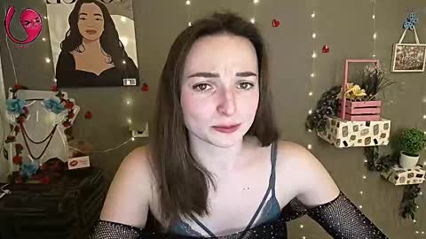 Valeria online show from March 2025 12:45:01 PM