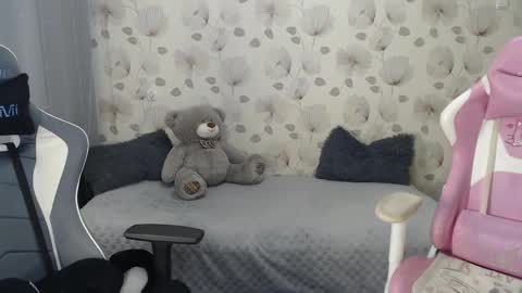 Snapshot of kiss_tori_ chatting on May 2026 09:25:02 AM Tori online show from May 2026 09:25:02 AM