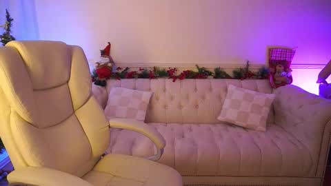 Snapshot of kissablekira chatting on December 2025 07:05:01 AM KissableKira online show from December 2025 07:05:01 AM