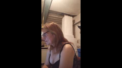 kissandvibe online show from September 2025 07:06:02 PM