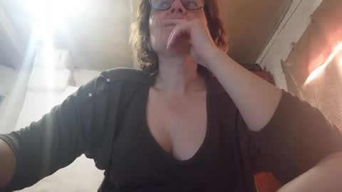 Snapshot of kissandvibe chatting on March 2026 08:26:33 AM kissandvibe online show from March 2026 08:26:33 AM