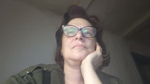 Snapshot of kissandvibe chatting on April 2026 08:06:02 PM kissandvibe online show from April 2026 08:06:02 PM