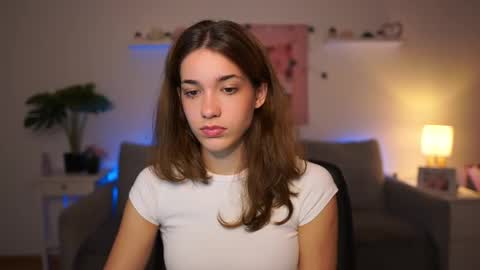 Sisi online show from October 2025 01:08:02 PM