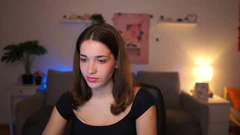 Sisi online show from November 2025 02:07:02 PM