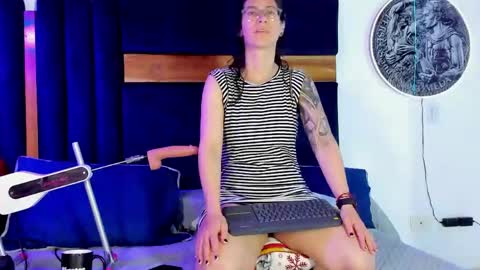 Kissing Company online show from May 2026 04:09:02 AM