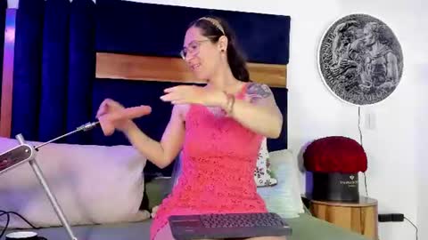 Kissing Company online show from June 2026 02:42:02 AM