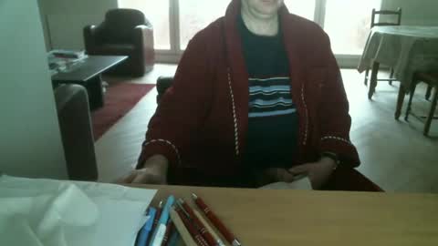 Snapshot of kisslog1 chatting on December 2024 08:44:02 AM kisslog1 online show from December 2024 08:44:02 AM