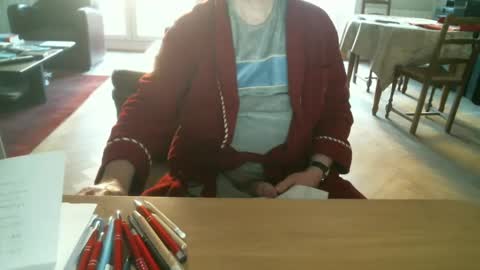 Snapshot of kisslog1 chatting on December 2024 08:28:02 AM kisslog1 online show from December 2024 08:28:02 AM