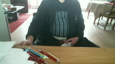 Snapshot of kisslog1 chatting on January 2025 08:57:02 AM kisslog1 online show from January 2025 08:57:02 AM