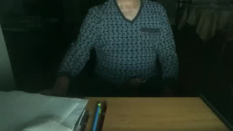 Snapshot of kisslog1 chatting on September 2025 06:24:02 AM kisslog1 online show from September 2025 06:24:02 AM