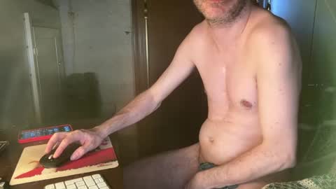 kissofbanned1983 online show from May 2026 12:55:02 PM