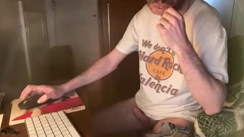 kissofbanned1983 online show from June 2026 07:01:02 AM