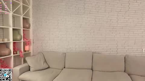 Tessa online show from May 2026 02:29:01 AM