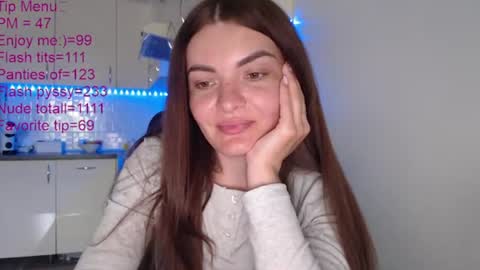 Snapshot of kitcatheaven4u chatting on June 2026 11:02:01 AM Im Amaia Everyone Merry Christmas online show from June 2026 11:02:01 AM
