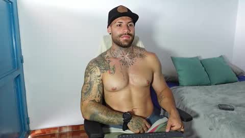 Snapshot of kite__ chatting on February 2025 06:13:02 PM kite__ online show from February 2025 06:13:02 PM