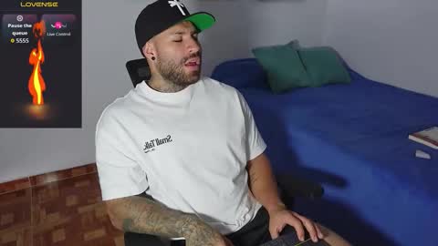 Snapshot of kite__ chatting on September 2025 03:46:01 PM kite__ online show from September 2025 03:46:01 PM