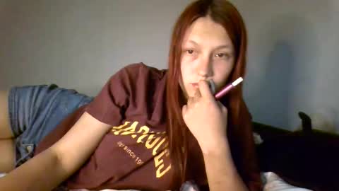 kiti_kitiss online show from June 2026 06:46:02 PM