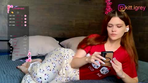 kitigrey online show from October 2025 11:19:01 AM