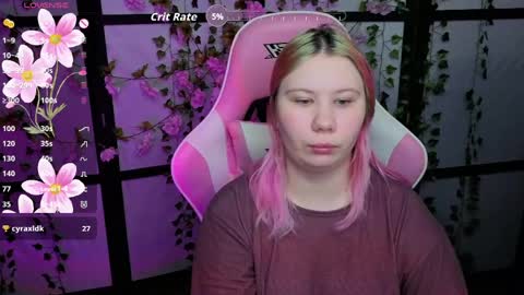 kitsune_little online show from April 2026 11:39:02 PM