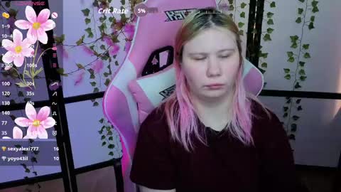 kitsune_little online show from May 2026 01:44:01 AM