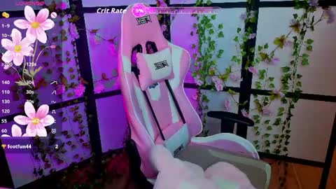kitsune_little online show from July 2026 10:56:02 PM
