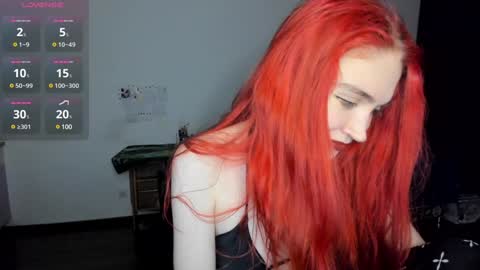 Kitsune online show from December 2024 07:39:02 PM