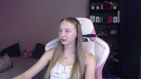 kitsuneyX online show from July 2026 12:46:01 AM