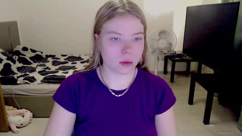 Jennyblonde and Emmabrunette online show from December 2024 11:56:02 AM