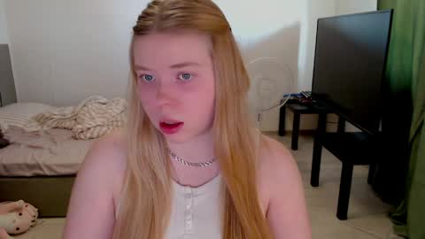 Jennyblonde and Emmabrunette online show from June 2026 03:51:02 PM