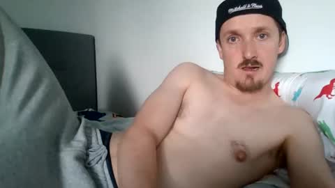 kittenfoxxx online show from August 2026 03:39:01 PM