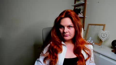 Kitten online show from June 2026 12:33:01 PM