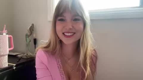 kittengirlxo online show from March 2026 03:34:01 AM