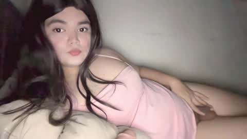 kittenkwen online show from May 2026 08:55:01 AM