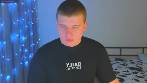Vlad online show from November 2025 02:11:02 AM