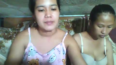 Snapshot of kittensquirtpussy chatting on January 2025 01:36:02 AM kittensquirtpussy online show from January 2025 01:36:02 AM