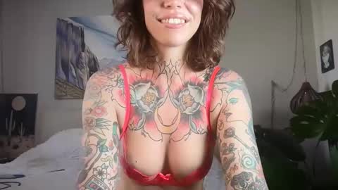 Snapshot of kittjones33 chatting on May 2026 05:10:01 PM kittjones33 online show from May 2026 05:10:01 PM