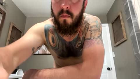 kittmatt31 online show from May 2026 01:56:01 AM