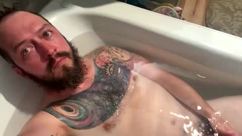 kittmatt31 online show from May 2026 01:45:01 AM