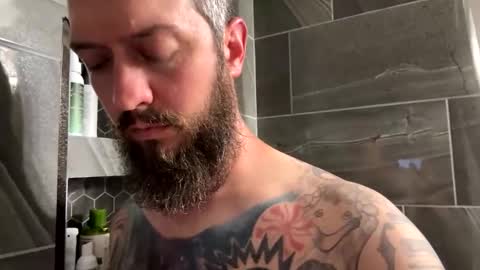 kittmatt31 online show from May 2026 01:11:02 AM